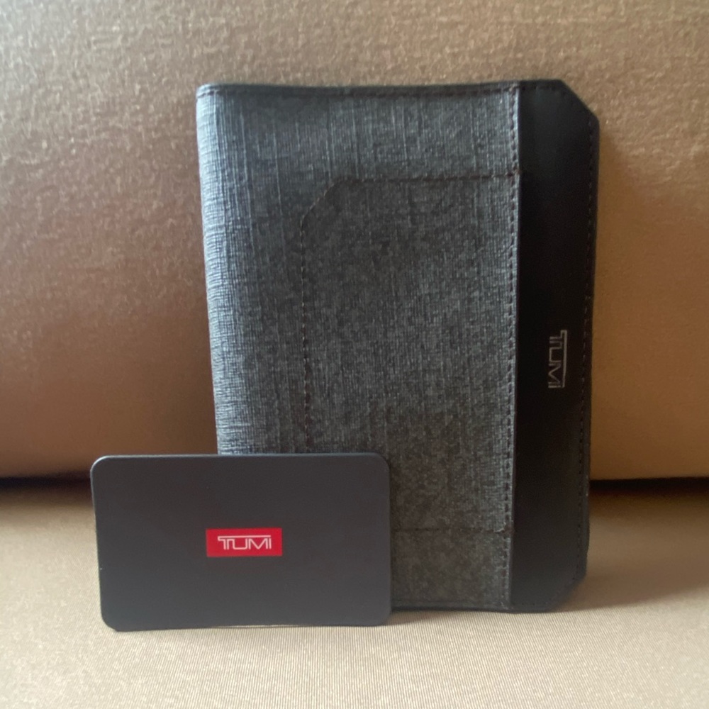 TUMI PASSPORT HOLDER